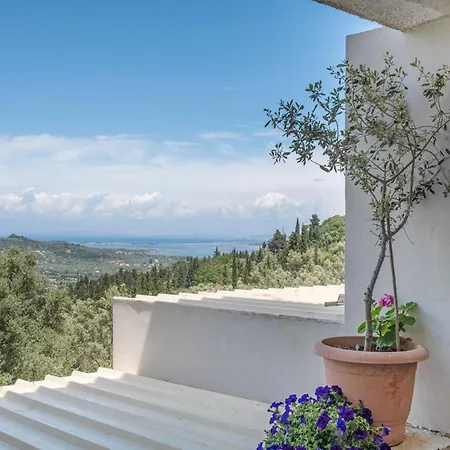 Ferienhaus Stone House In Katouna With Garden