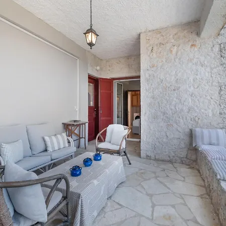 Stone House In Katouna With Garden 別荘 Lefkáda