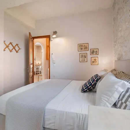 別荘 Stone House In Katouna With Garden