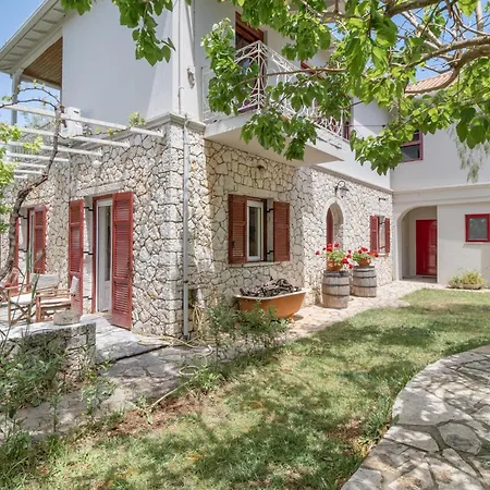 Stone House In Katouna With Garden *