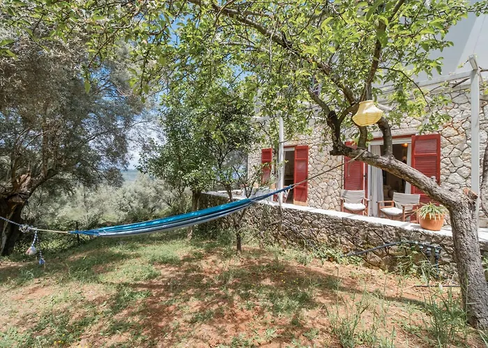 Hébergement de vacances Stone House In Katouna With Garden Lefkáda