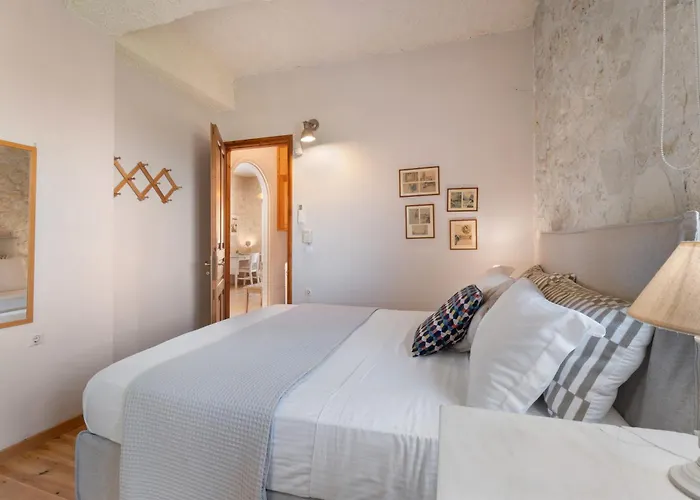 Hébergement de vacances Stone House In Katouna With Garden